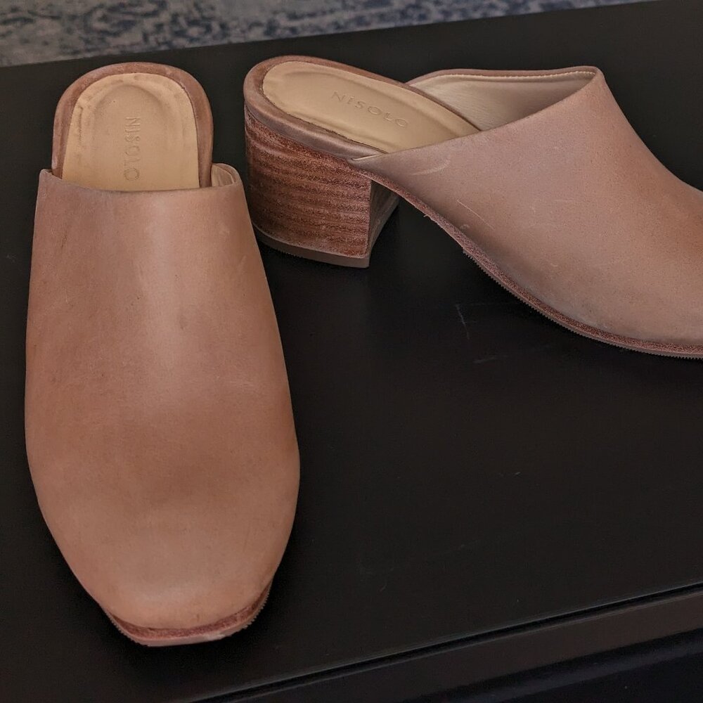 NISOLO Heeled Mule